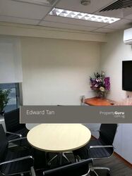 The Octagon (D1), Office #567477301